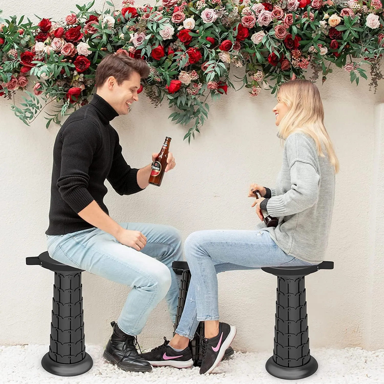 ALEVMOOM 20.4“Telescoping Stool with Cushion Collapsible Portable Stool with More Sturdy Capacity 550Ib Foldable for Garden Fishing Hiking BBQ with Carry Bag,Carabiner