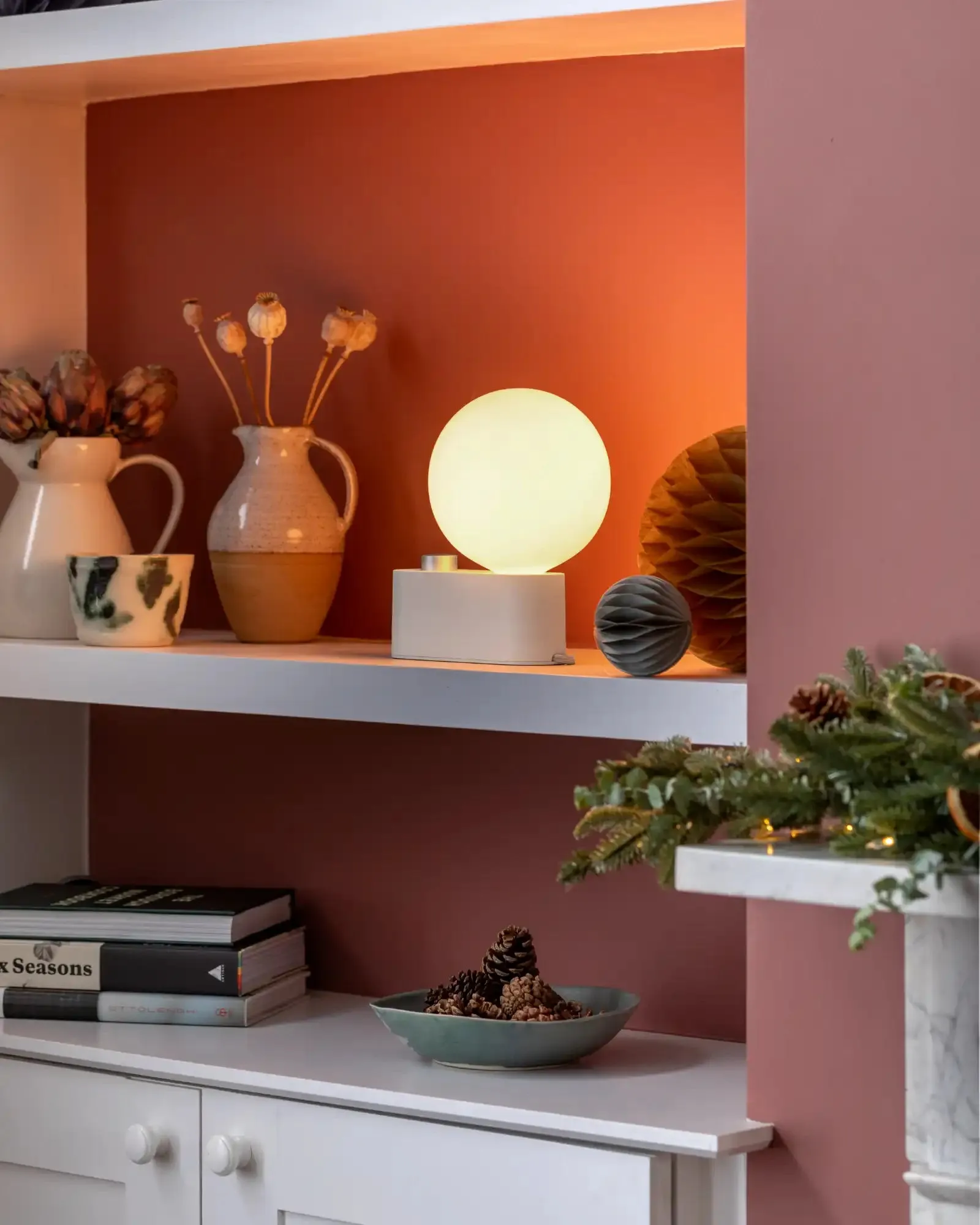 Alumina Table Lamp