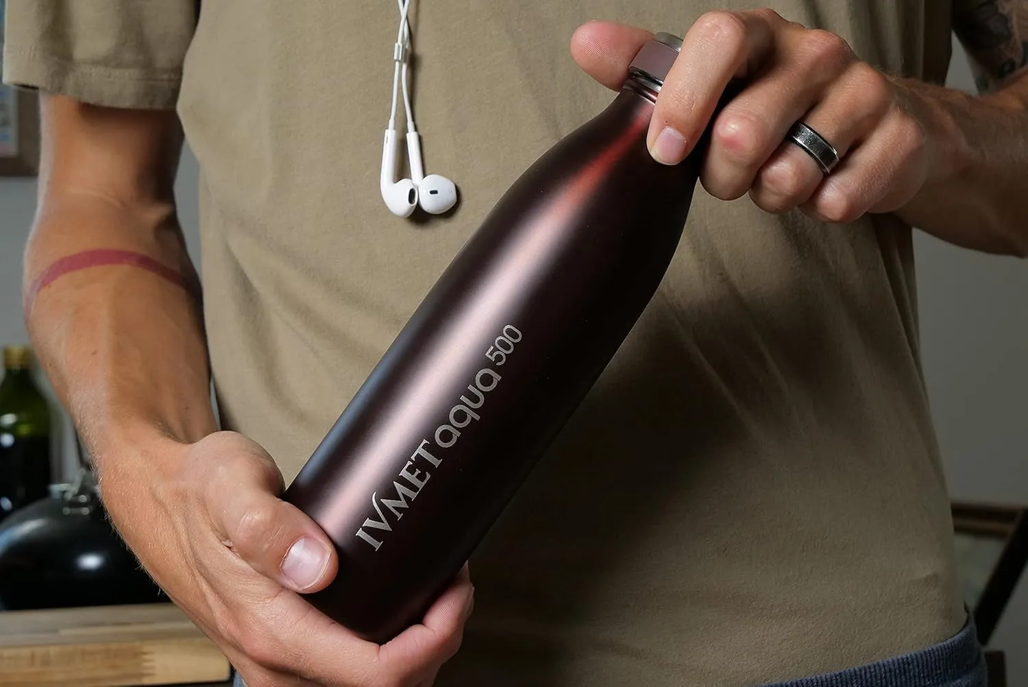 Aqua Stainless Steel Double Wall Vacuum Insulated Drinking Bottle Flask thermos Hydro Metal reusable Canteen for Sport Fitness Outdoor (Coffee Brown, 25.3 Oz/750 ml)