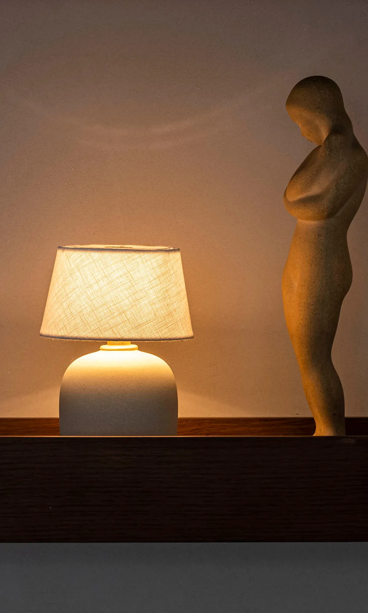 AUDO CPH | Torso Table Lamp Portable