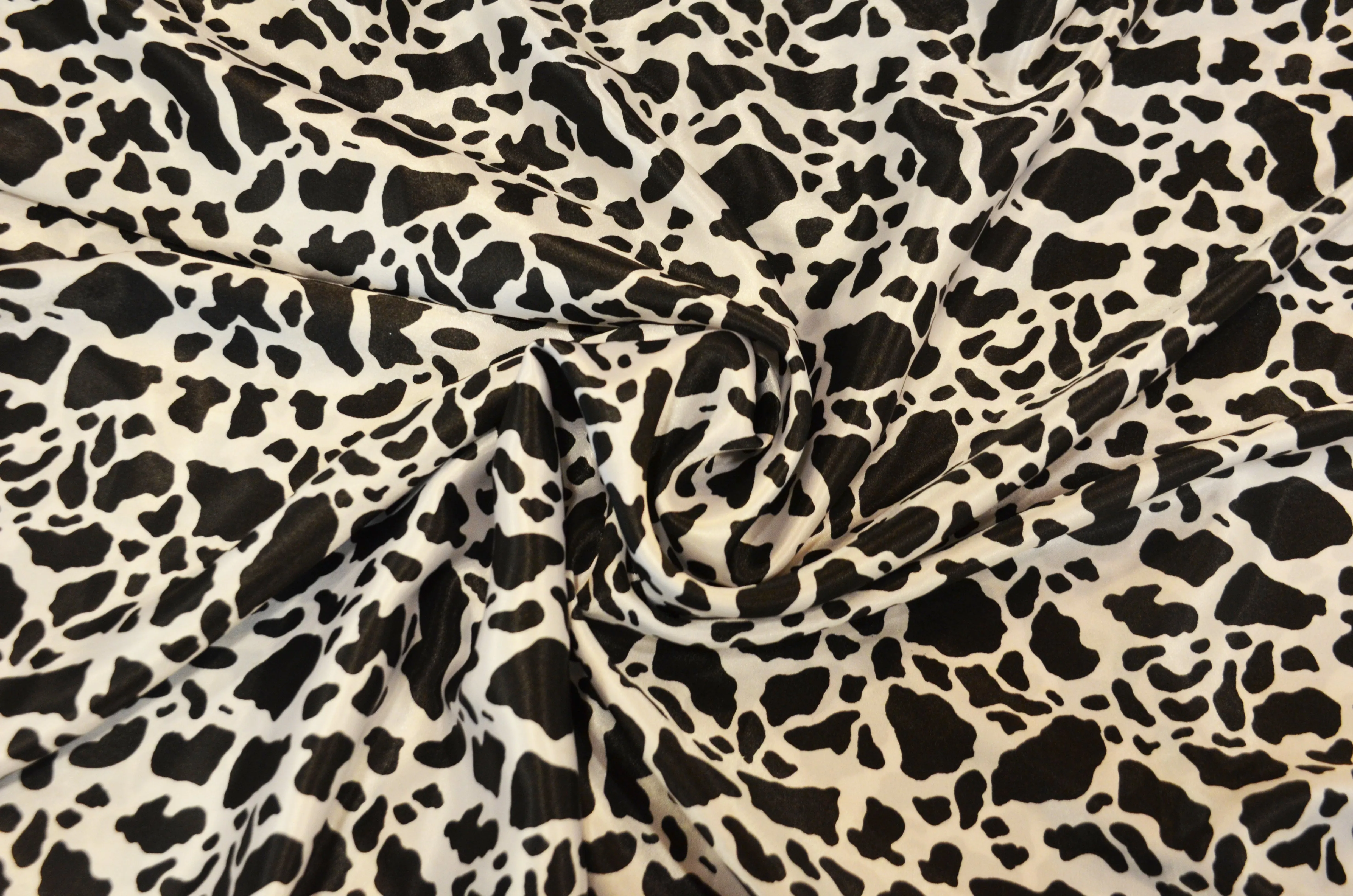 Calf Charmeuse Satin Table Runners | Two Colors | Satin Print |