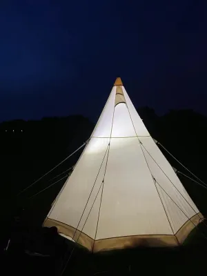 Camping Tent 4 Season 9.85ft Outdoor Glamping Tent Ideal for Family Camping Hiking Lightweight Portable Bell Canvas Tent with Aluminum Pole Support Camouflage Fabric Customization