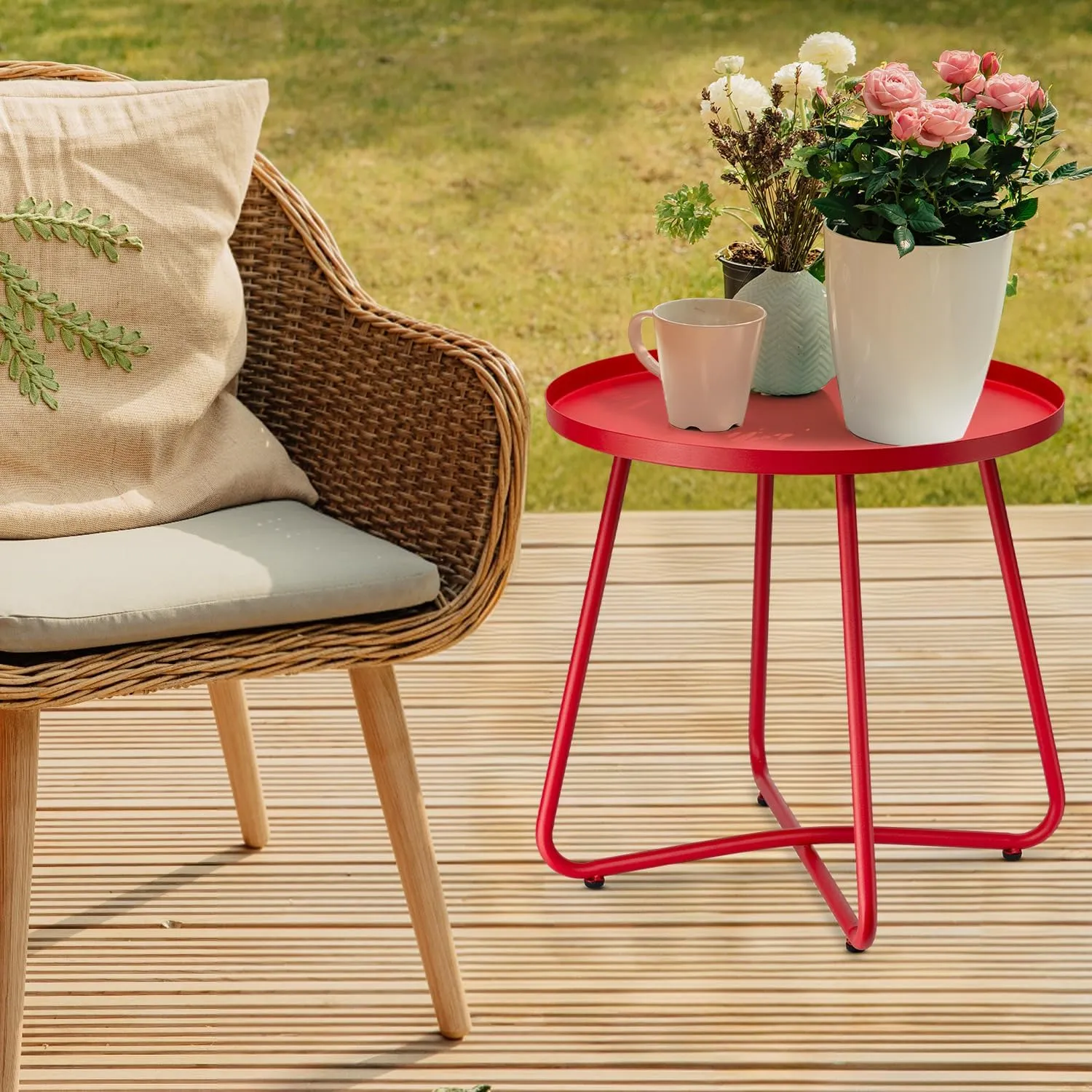 danpinera Outdoor Side Tables, Weather Resistant Steel Patio Side Table, Small Round Outdoor End Table Metal Side Table for Patio Yard Balcony Garden Bedside (Red)