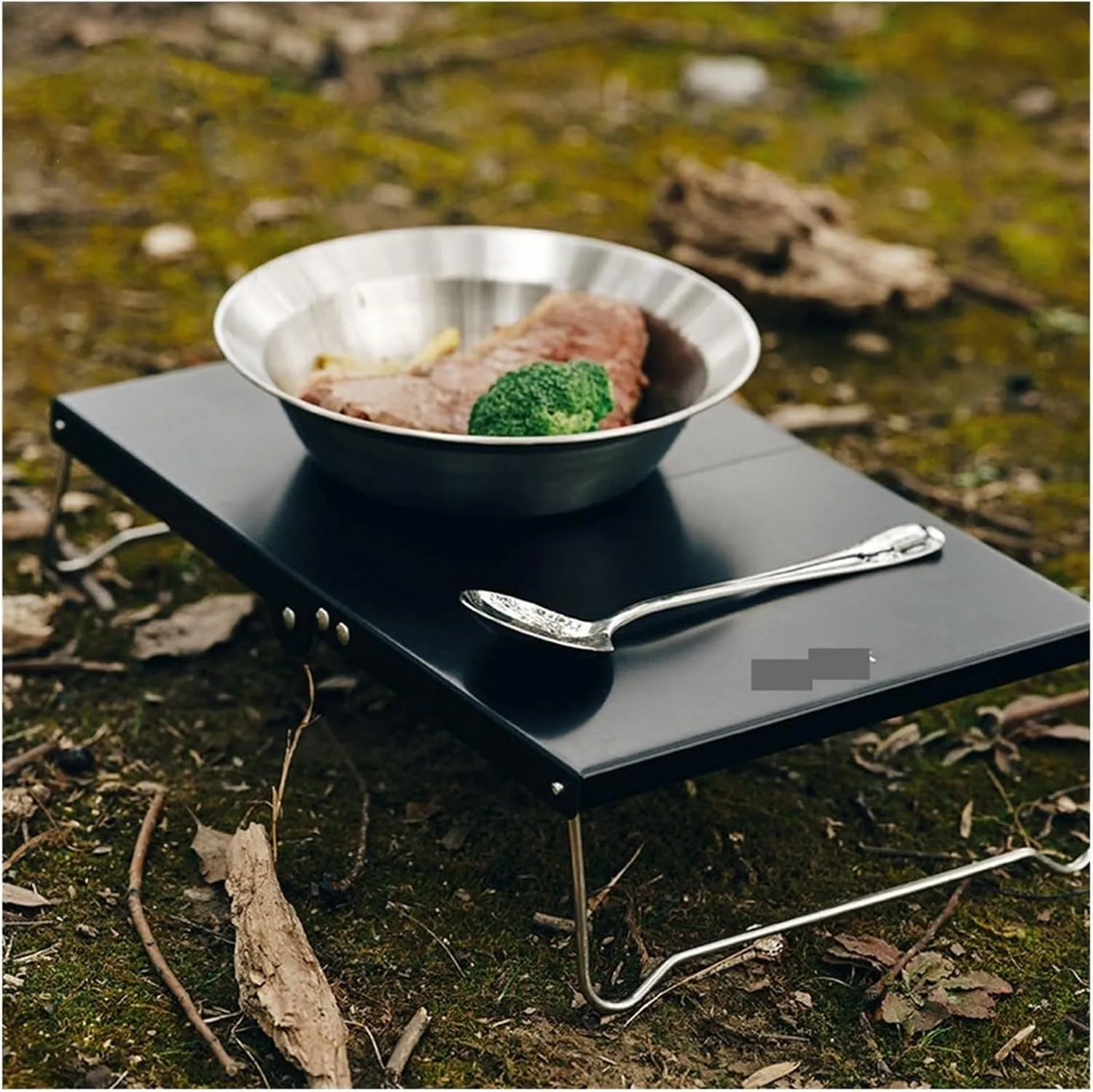 Folding Dining Table Aluminium Hiking Climbing Fishing Picnic Table pliante Outdoor Folding Table Heat Shield Mini Portable Camping Supplies (Color : Sliver)