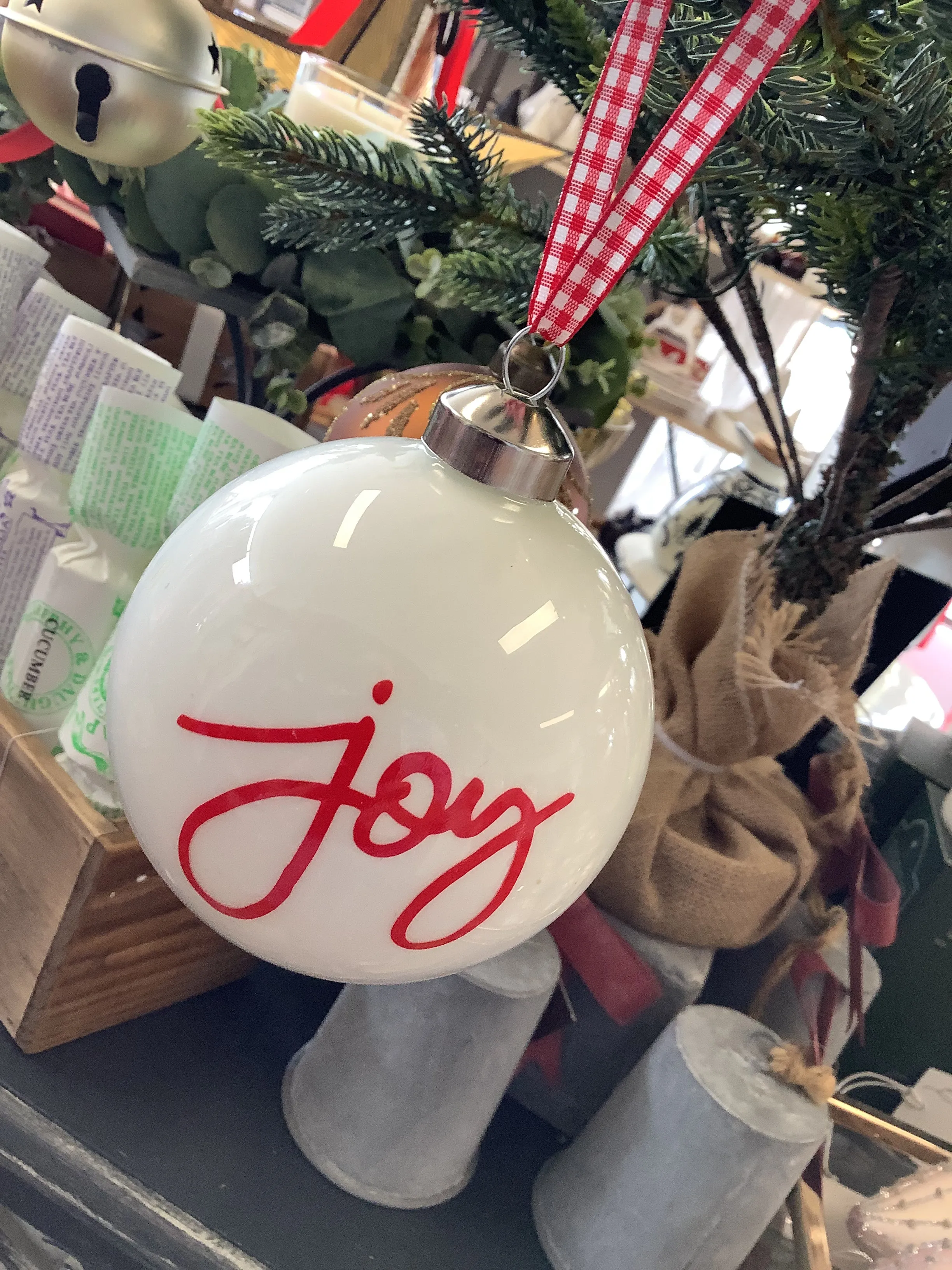 Glass Bauble - Noel / Joy / Believe