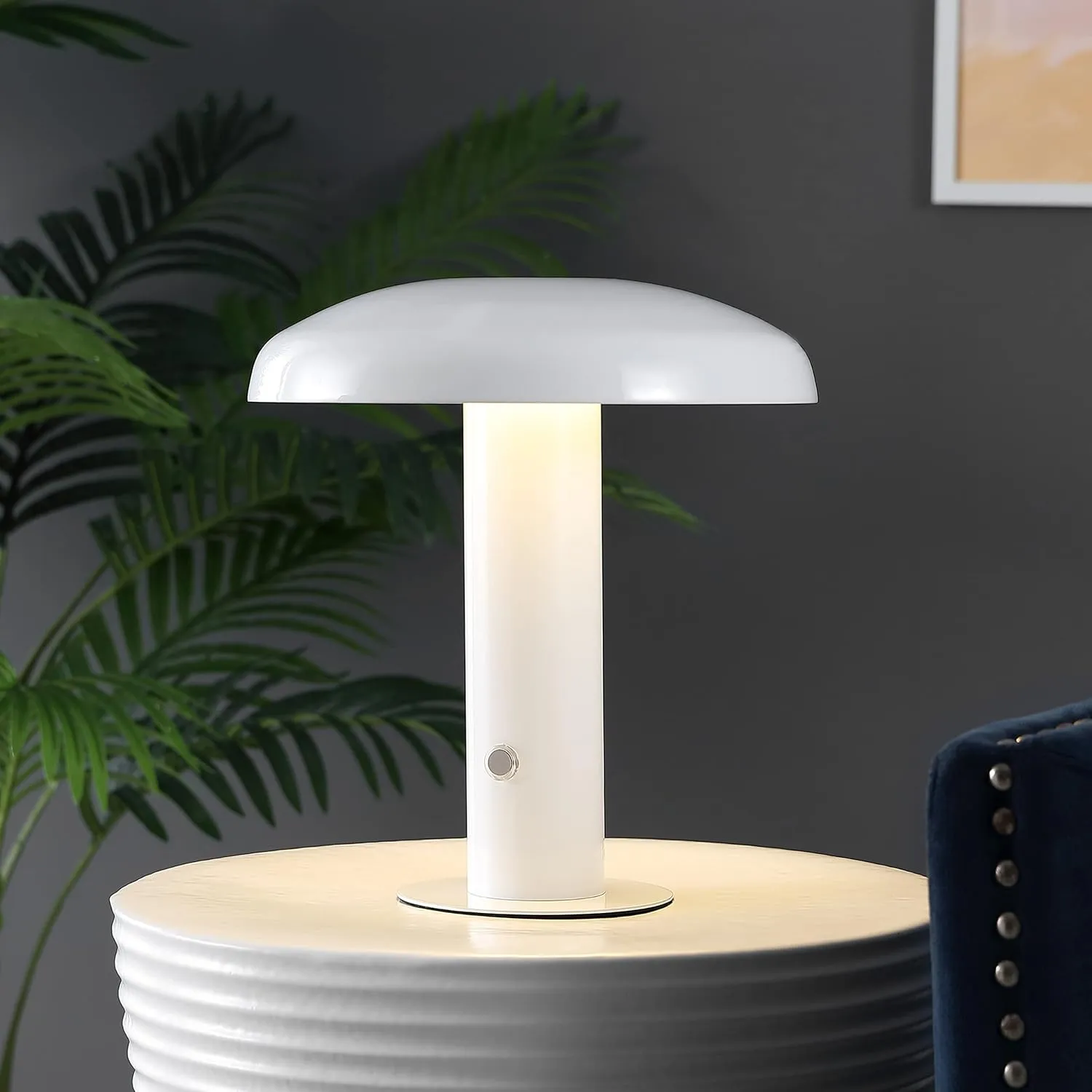 JONATHAN Y JYL7114B Suillius 11" Contemporary Bohemian Rechargeable/Cordless Portable Iron Integrated LED Mushroom Table Lamp Modern, Coastal Bedside Desk Nightstand Lamp, White