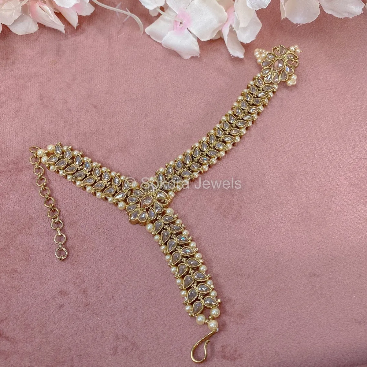 Lisa Antique Gold Hand Harness - Golden