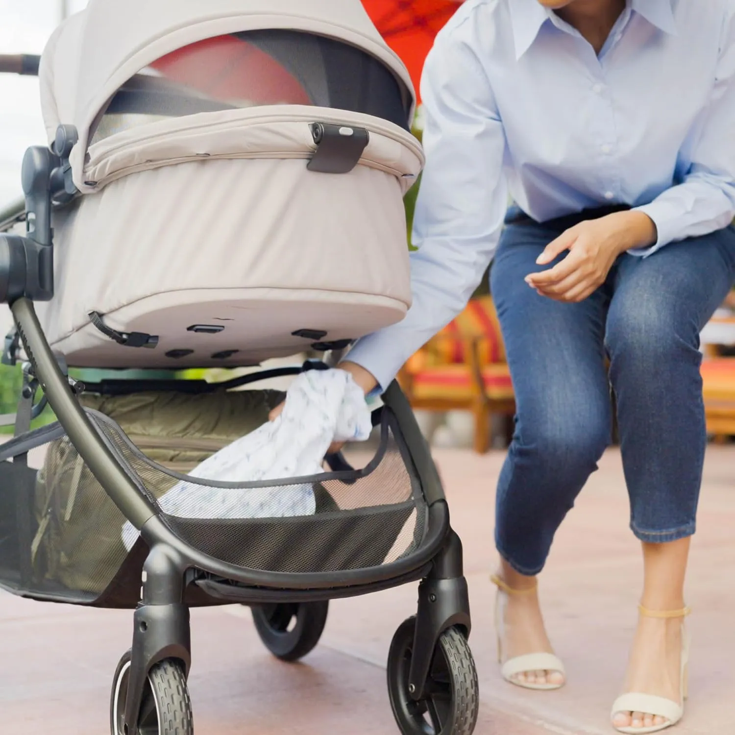 Maxi-Cosi Zelia™ Luxe 5-in-1 Modular - Baby Travel System Car Seat and Stroller, Infant Car Seat and Stroller Combo, Baby Car Seat and Stroller Combo in New Hope Grey
