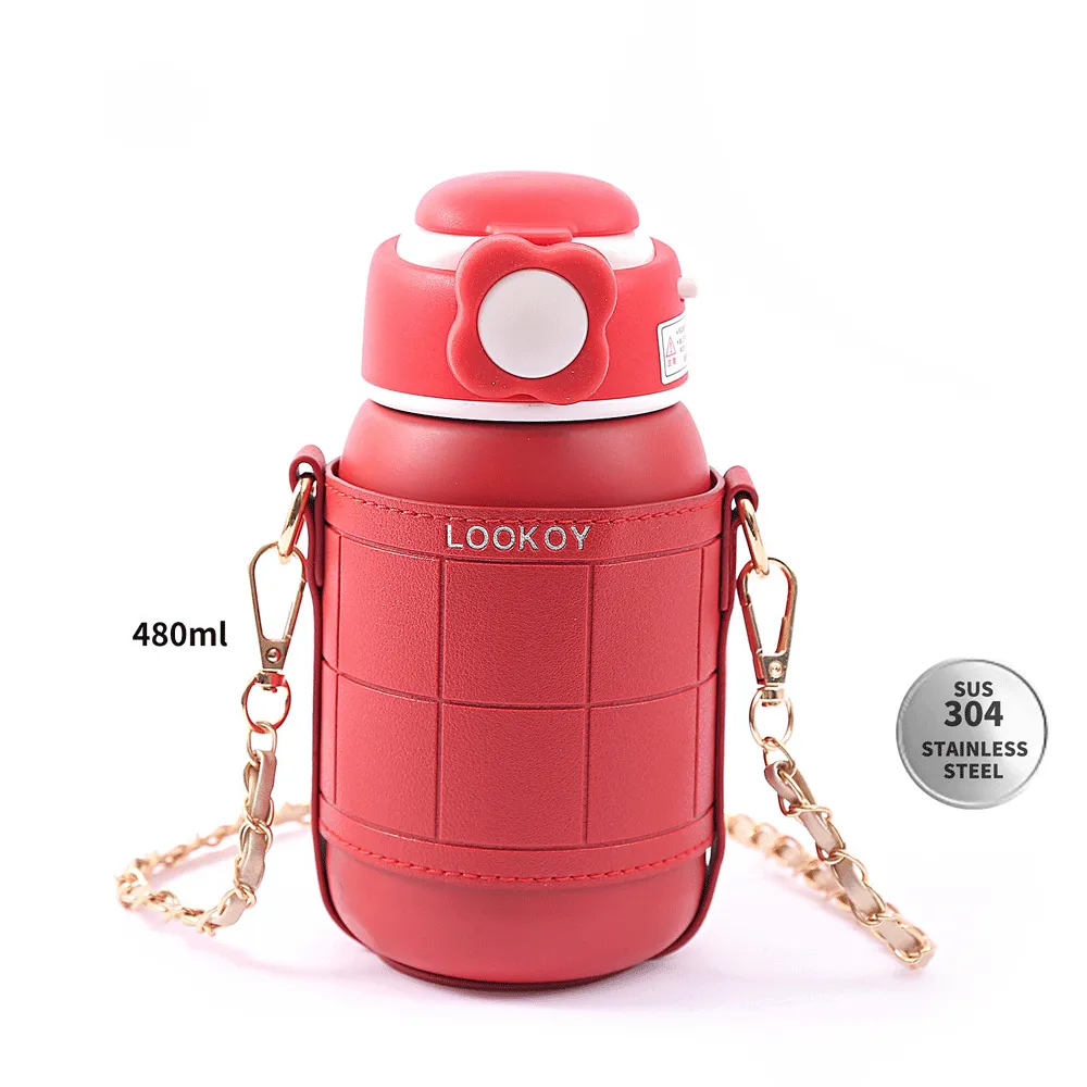 Pearl lookoy water-bottle.
