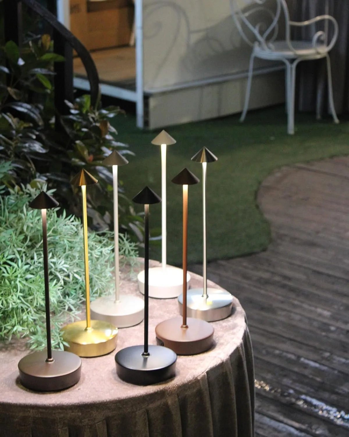 Rechargeable Cordless Table Lamp, 7000mAh Portable Led Table Light 2 Pack, Battery Operated Lamp Waterproof, Outdoor Table Lamp for Dining Restaurant Patio Bedroom Office