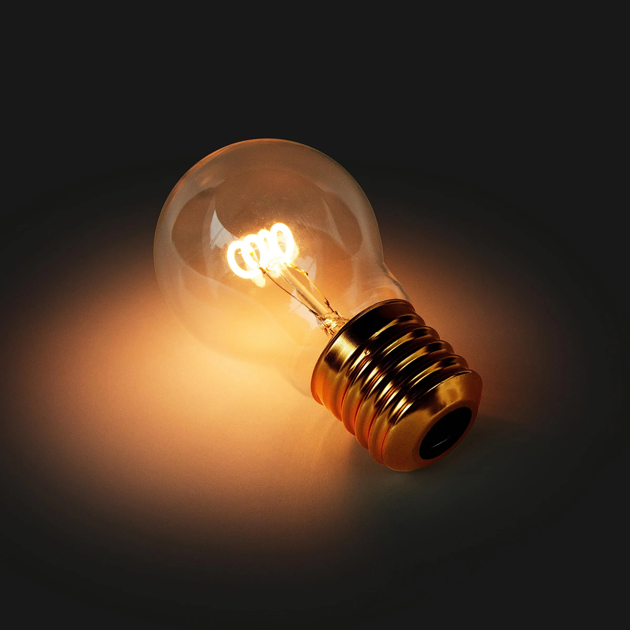 Rynx | Suck Uk USB Rechargeable Light Bulb Lamp | Decorative Wireless LED Ambient Lighting