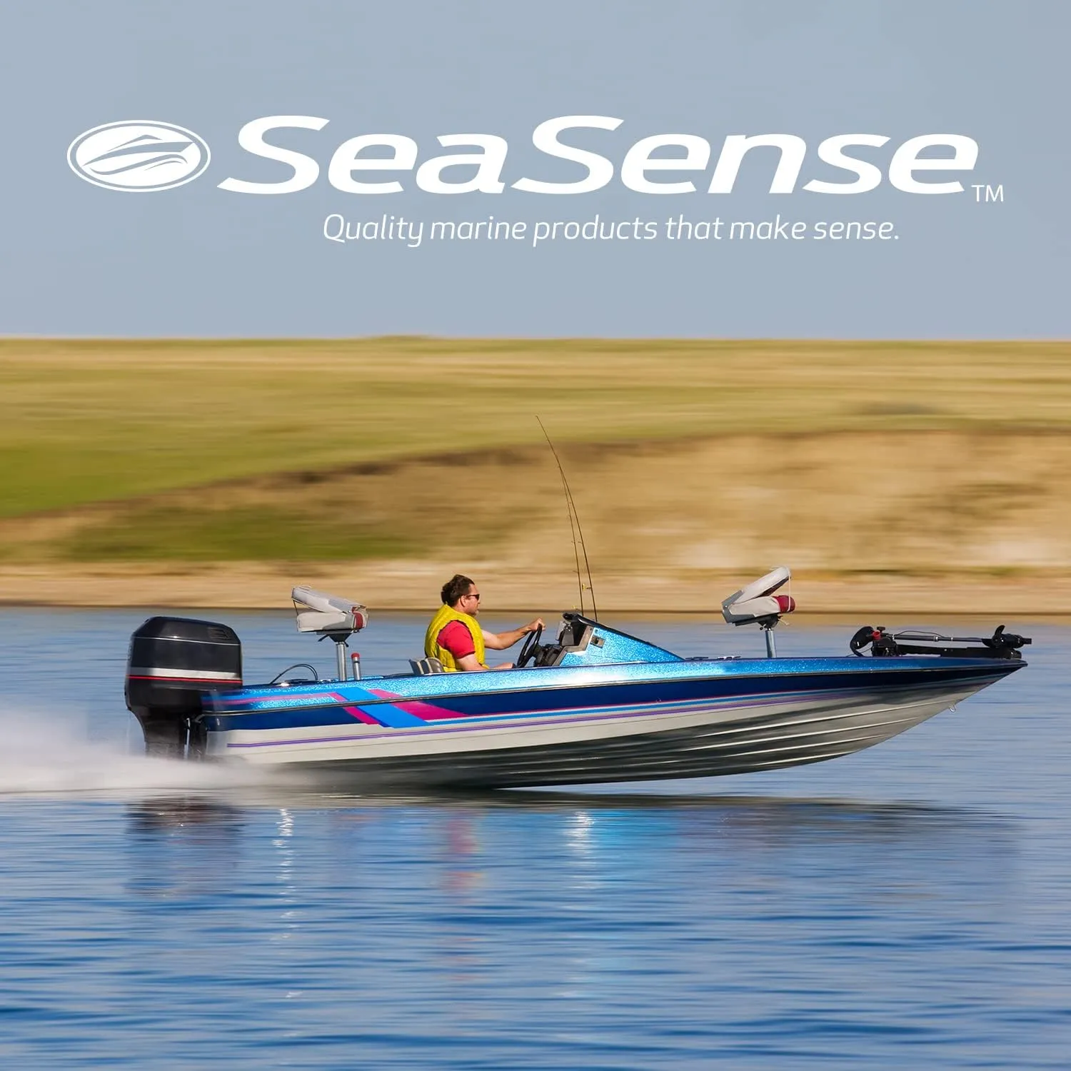 SeaSense Telescoping All-Round Stern Light - - 2 Nautical Mile Range - Adjustable, Stowable Chrome Light for Boats, Kayaks, Canoes & Pontoons up to 39 Feet - Meets USCG Requirements